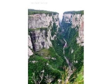 .Roteiro “Os Clássicos”- Canyons  e Cachoeiras  3 dias 2 noites. Ecoturismo. Trekking e Off Road.