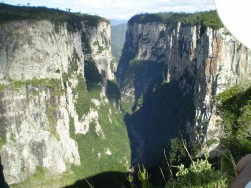 Canyon Itaimbzinho - Cambar do Sul - RS. Foto: Juliana Ferreira